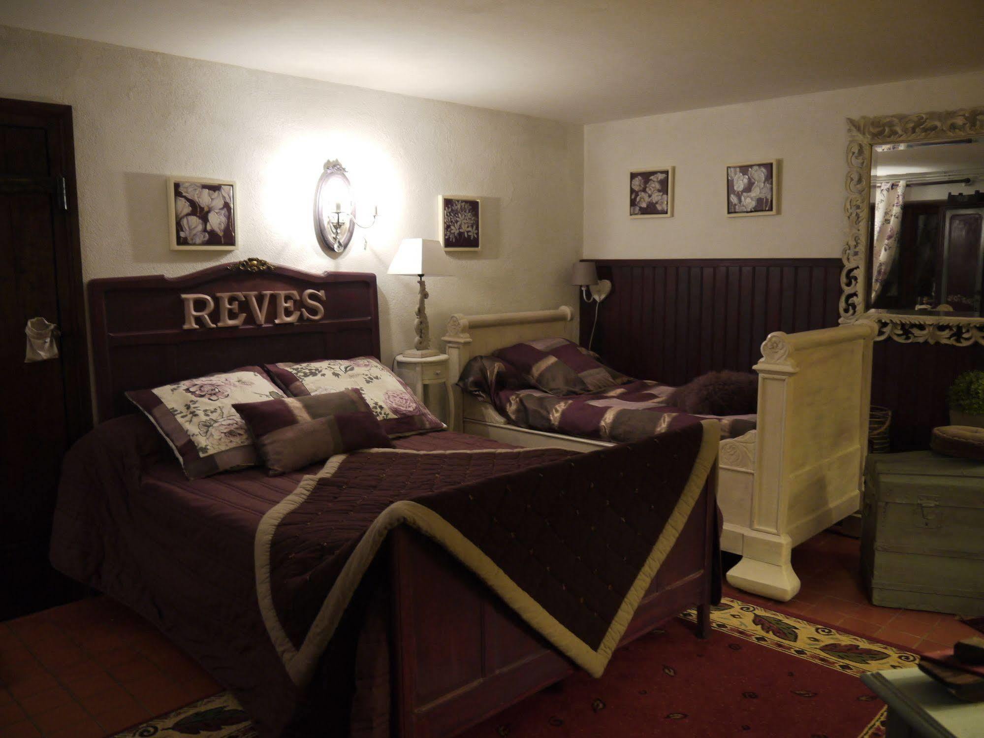 Moulin Rouhaud Hotel Montboyer Bagian luar foto